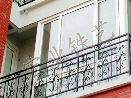 鍛造藝術(shù)陽(yáng)臺(tái)